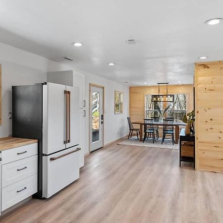 New! Modern Cabin With Two Decks, Bar & Game Room! Gatlinburg Exterior foto