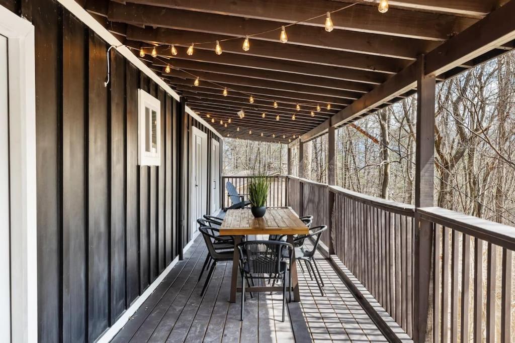 New! Modern Cabin With Two Decks, Bar & Game Room! Gatlinburg Exterior foto