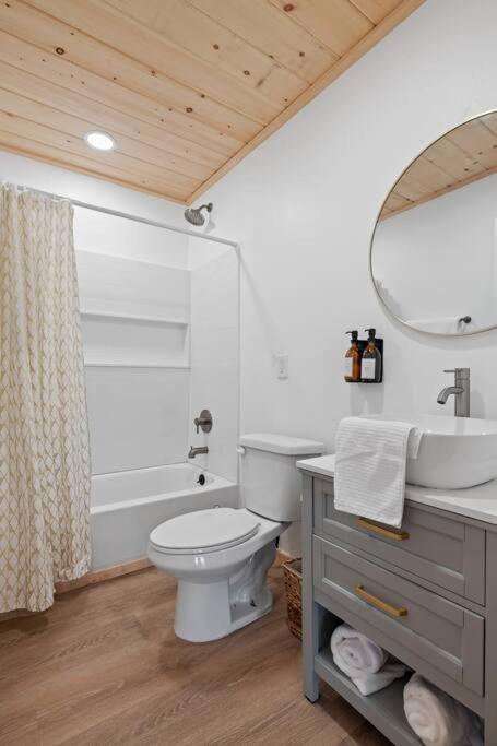 New! Modern Cabin With Two Decks, Bar & Game Room! Gatlinburg Exterior foto