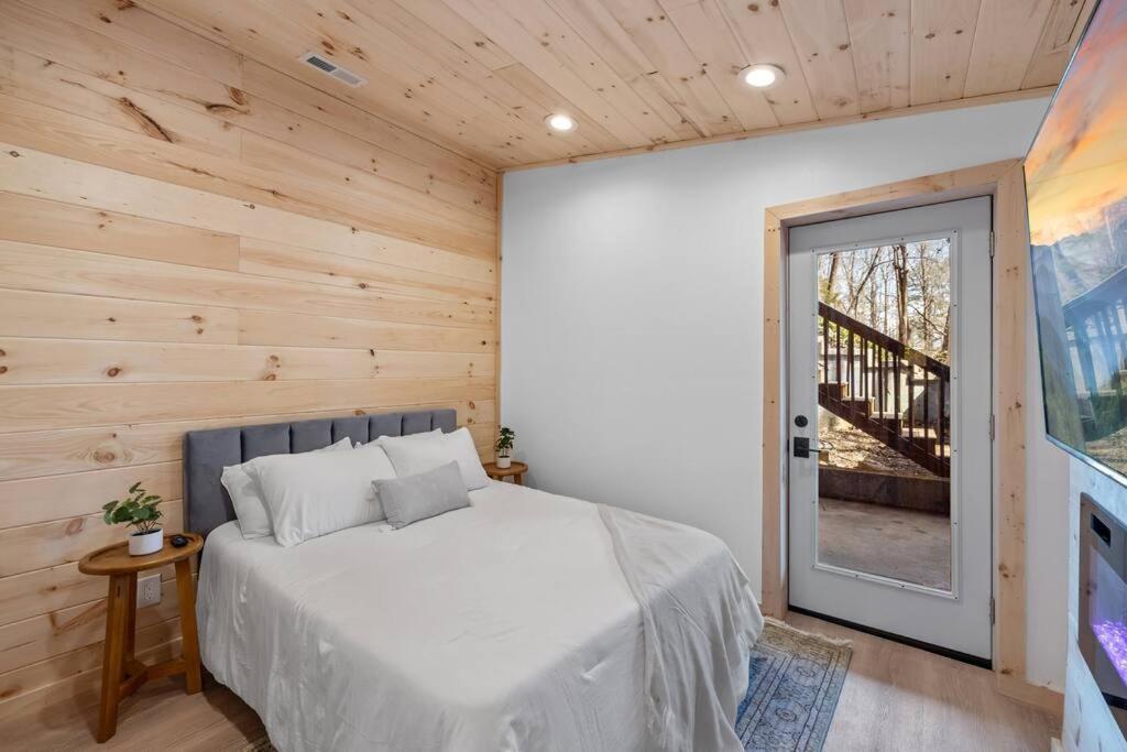 New! Modern Cabin With Two Decks, Bar & Game Room! Gatlinburg Exterior foto
